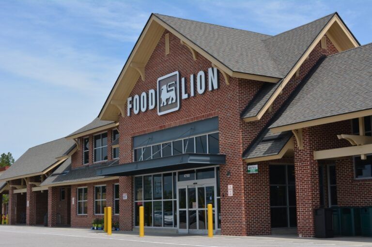 Summit Commons Shopping Center, Columbian, SC